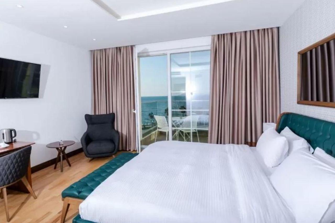 Prestige Resort Durres Qerret Екстер'єр фото