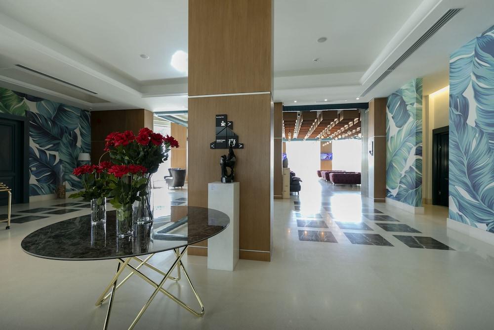 Prestige Resort Durres Qerret Екстер'єр фото