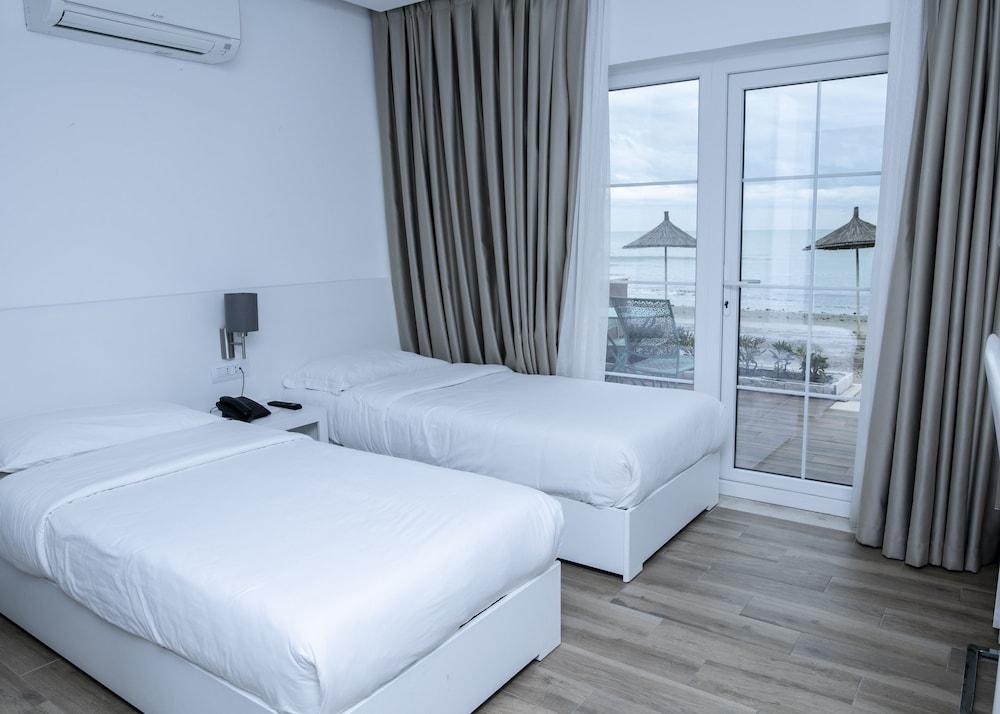 Prestige Resort Durres Qerret Екстер'єр фото